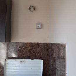 Yeni suraxanıda köhnə tikili aylıq kirayə