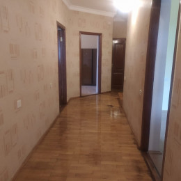 Qafqaz universitetida həyət evi aylıq kirayə