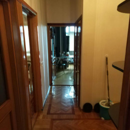 9-cu mikrorayonda köhnə tikili satılır