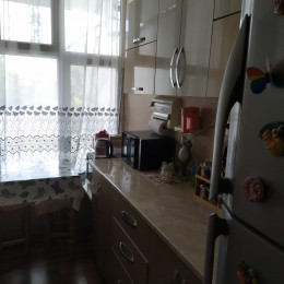 Zabratda həyət evi satılır