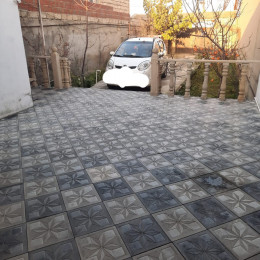 Zabratda həyət evi satılır