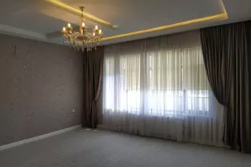 Mərdəkanda bağ evi satılır