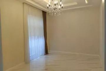 Mərdəkanda bağ evi satılır