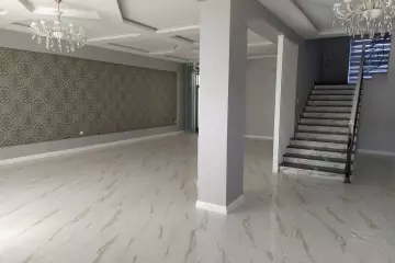 Mərdəkanda bağ evi satılır