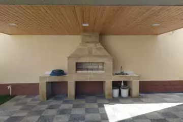 Mərdəkanda villa satılır