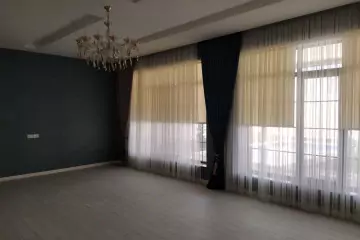 Mərdəkanda villa satılır