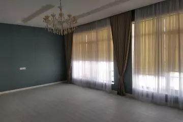 Mərdəkanda villa satılır