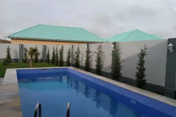 Mərdəkanda villa satılır