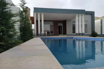 Mərdəkanda villa satılır