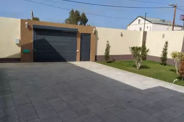 Mərdəkanda villa satılır