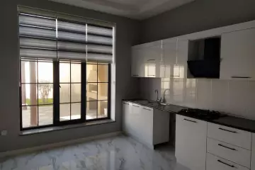 Mərdəkanda villa satılır