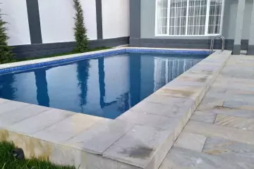 Mərdəkanda villa satılır