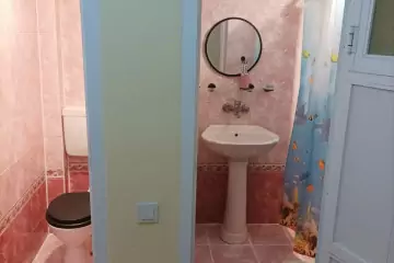 Naxçıvan şəhərida köhnə tikili günlük kirayə