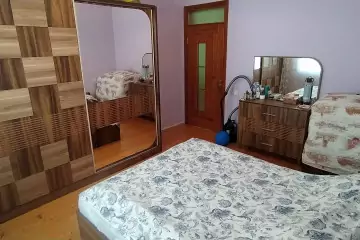 Biləcəridə həyət evi satılır
