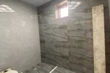 Binəqədidə həyət evi satılır