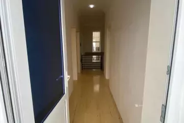 Binəqədidə həyət evi satılır