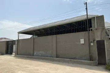 Ramanada həyət evi satılır