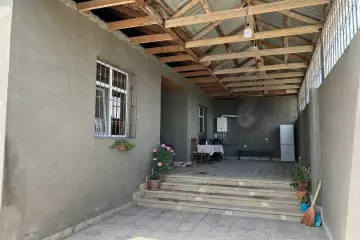 Ramanada həyət evi satılır