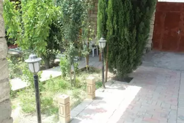 Şağanda bağ evi satılır