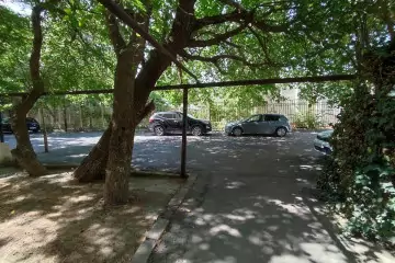 Satılır Köhnə Tikili Yasamalda