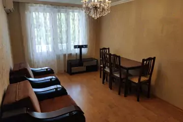Satılır Köhnə Tikili Yasamalda