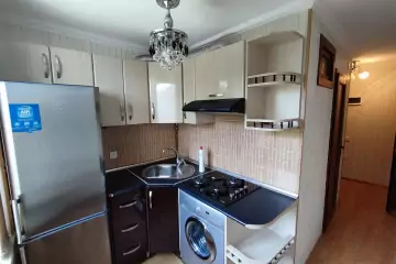 Satılır Köhnə Tikili Yasamalda