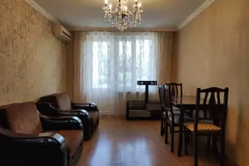 Satılır Köhnə Tikili Yasamalda