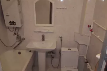 Satılır Köhnə Tikili Yasamalda
