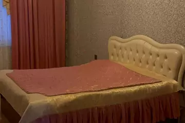 Satılır Yeni Tikili Ukraniya Dairəsida