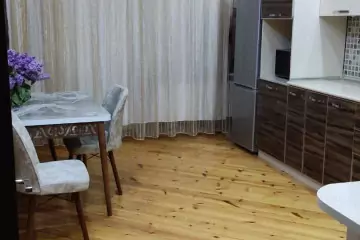 Satılır Yeni Tikili Ukraniya Dairəsida