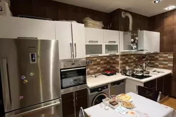 Satılır Yeni Tikili 8-ci Kilometrdə