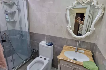 Satılır Yeni Tikili Xalqlar Dostluğuda