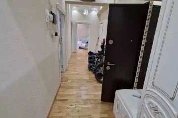 Satılır Yeni Tikili Xalqlar Dostluğuda