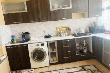 Satılır Yeni Tikili 8-ci Kilometrdə