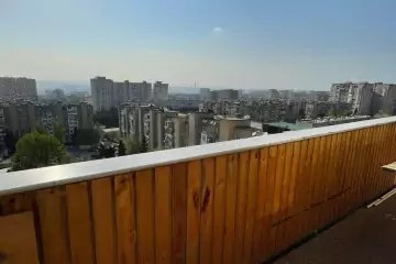 Satılır Yeni Tikili Bakı Kinoteatrıda