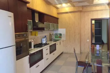 Aylıq Kirayə Yeni Tikili Gənclikdə