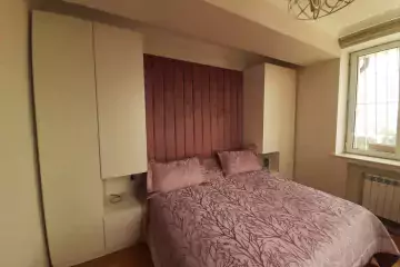Satılır Yeni Tikili Ukraniya Dairəsida