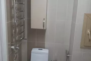 Satılır Yeni Tikili Ukraniya Dairəsida