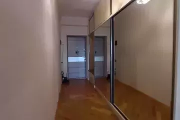 Satılır Yeni Tikili Ukraniya Dairəsida