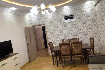 Satılır Yeni Tikili 8-ci Kilometrdə