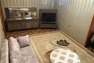 Satılır Köhnə Tikili Yasamalda