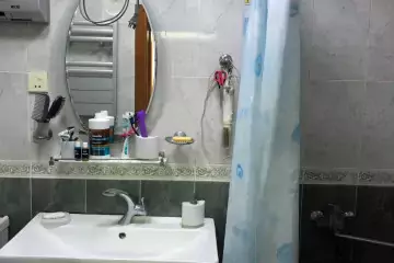 Satılır Köhnə Tikili Yasamalda