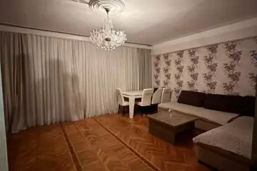 Satılır Köhnə Tikili Yasamalda