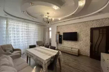 Satılır Yeni Tikili 8-ci Kilometrdə