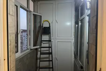 Satılır Yeni Tikili 8-ci Kilometrdə