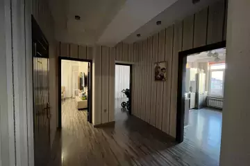 Satılır Yeni Tikili 8-ci Kilometrdə