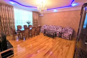 Satılır Yeni Tikili 8-ci Kilometrdə