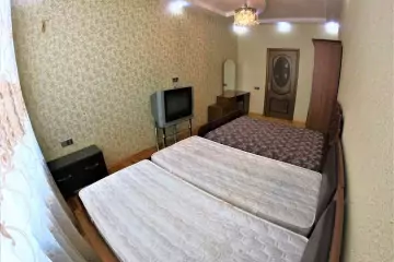 Satılır Yeni Tikili 8-ci Kilometrdə