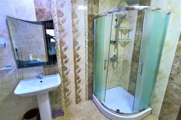 Satılır Yeni Tikili 8-ci Kilometrdə