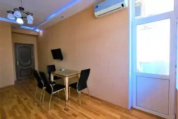 Satılır Yeni Tikili 8-ci Kilometrdə